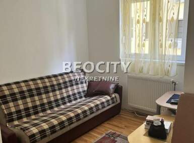 Dvosoban stan, Novi Sad - Bulevar Oslobođenja | Izdavanje · 36m² · 350€