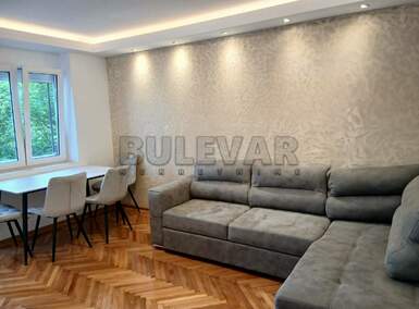 Dvosoban stan, Niš - Centar | Izdavanje · 42m² · 500€