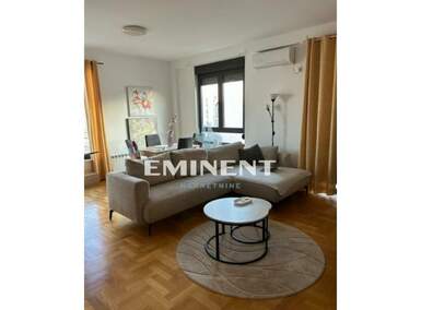 Dvosoban stan, Beograd - Dorćol | Izdavanje · 52m² · 950€