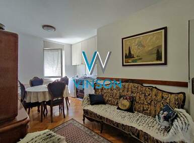 Poslovni prostor / Lokal, Novi Sad - Petrovaradin | Izdavanje · 150m² · 500€