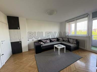 Trosoban stan, Niš - Bulevar Nemanjića | Izdavanje · 71m² · 400€