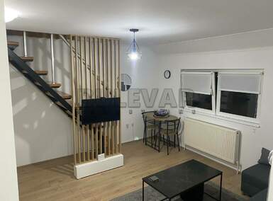 Jednosoban stan, Niš - Bulevar Nemanjića Zona 3 | Izdavanje · 32m² · 300€