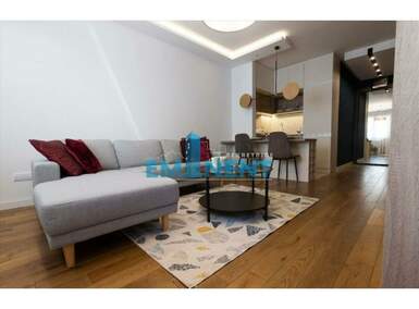 Jednosoban stan, Beograd - Crveni Krst | Izdavanje · 37m² · 750€