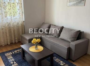 Dvosoban stan, Novi Sad - Centar | Izdavanje · 40m² · 400€