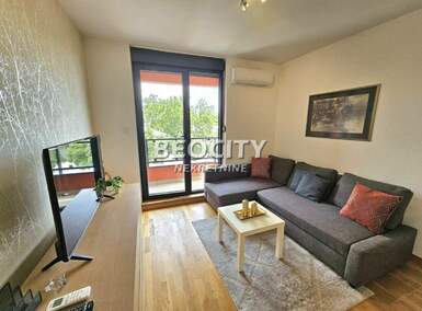 Jednosoban stan, Novi Sad - Socijalno | Izdavanje · 26m² · 330€