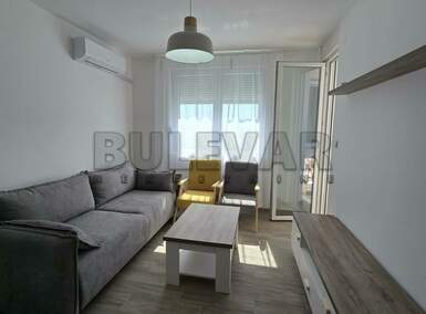 Jednoiposoban stan, Niš - Pantelej(Niš) | Izdavanje · 47m² · 400€