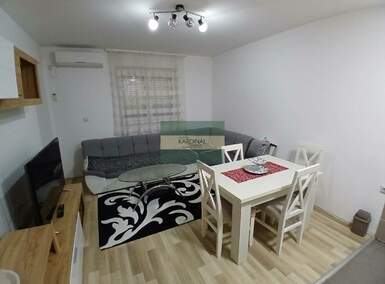 Trosoban stan, Jagodina | Izdavanje · 63m² · 350€