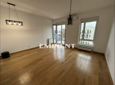 Jednosoban stan, Beograd - Blok 65 | Izdavanje · 42m² · 650€