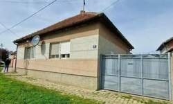 Kuća, Srbobran | Prodaja · 92m² · 75.000€