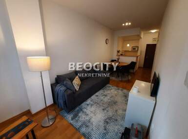 Dvosoban stan, Novi Sad - Liman 3 | Izdavanje · 41m² · 400€