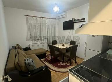 Jednoiposoban stan, Niš - Šojka | Izdavanje · 29m² · 300€
