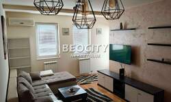 Trosoban stan, Novi Sad - Bulevar Oslobođenja | Prodaja · 47m² · 164.500€
