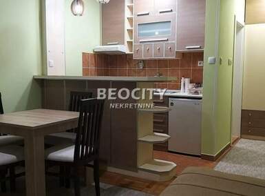 Dvosoban stan, Novi Sad - Centar | Izdavanje · 30m² · 250€