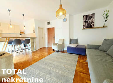 Garsonjera, Novi Sad - Bulevar | Prodaja · 34m² · 103.000€
