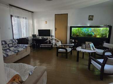 Jednosoban stan, Beograd - Boleč | Izdavanje · 40m² · 300€