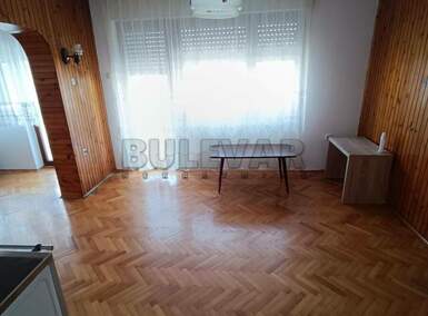 Trosoban stan, Niš - Durlan | Izdavanje · 98m² · 300€