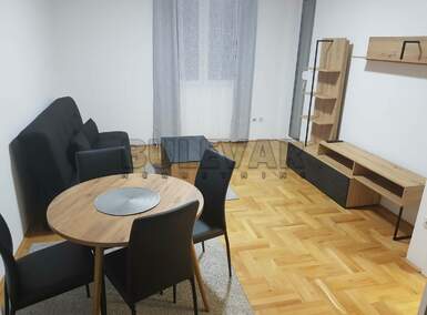 Jednoiposoban stan, Niš - Donja Vrežina | Izdavanje · 42m² · 300€