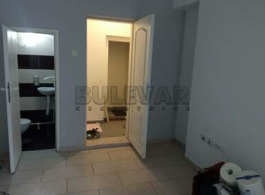 Poslovni prostor / Lokal, Niš - Centar | Izdavanje · 20m² · 250€