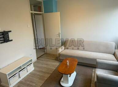 Jednoiposoban stan, Niš - Crvena Zvezda | Izdavanje · 37m² · 250€