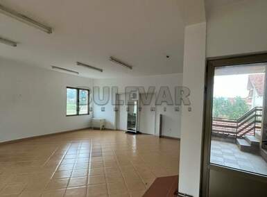 Poslovni prostor / Lokal, Svrljig - Svrljig | Izdavanje · 150m² · 400€