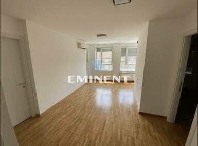 Trosoban stan, Beograd - Dimitrija Tucovića | Izdavanje · 58m² · 700€
