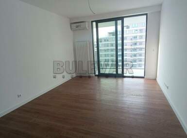 Trosoban stan, Niš - Bulevar Nemanjića | Izdavanje · 76m² · 800€