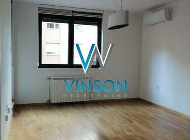 Jednoiposoban stan, Novi Sad - Socijalno | Izdavanje · 36m² · 350€