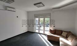 Poslovni prostor / Lokal, Niš - Filozofski fakultet | Izdavanje · 70m² · 800€