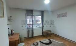 Trosoban stan, Niš - Duvanište | Izdavanje · 84m² · 270€