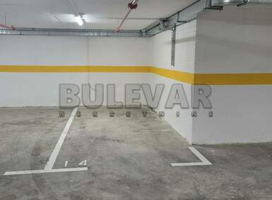 Garaza, Niš - Čair | Izdavanje · 11m² · 80€