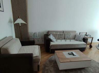Jednosoban stan, Niš - Bulevar Nemanjića | Izdavanje · 48m² · 450€