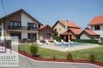 Kuća, Ub | Prodaja · 217m² · 240.000€