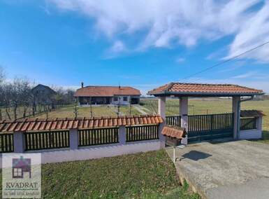 Kuća, Beograd - Grabovac | Prodaja · 209m² · 247.000€