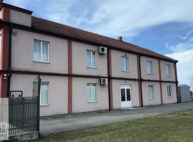 Poslovni prostor / Lokal, Beograd - Zvečka | Izdavanje · 1000m² · 2.500€
