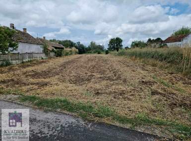 Plac, Beograd - Urovci | Prodaja · 23.200€
