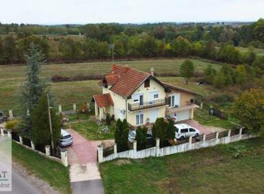 Kuća, Ub - Stublenica | Prodaja · 224m² · 99.000€