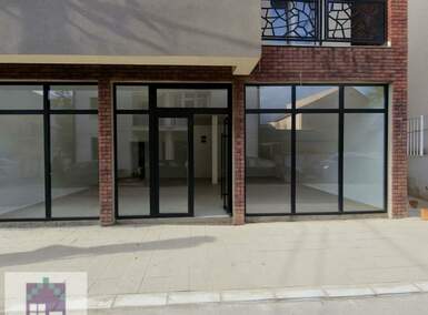 Poslovni prostor / Lokal, Beograd - Obrenovac (mesto) | Prodaja · 76m² · 150.500€