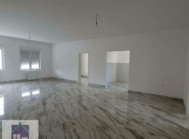 Stan, Beograd - Obrenovac (mesto) | Prodaja · 97m² · 192.000€