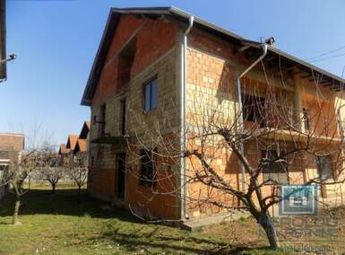 Kuća, Paraćin | Prodaja · 166m² · 40.000€