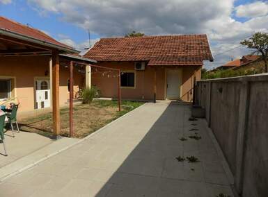 Kuća, Jagodina | Prodaja · 98m² · 100.000€