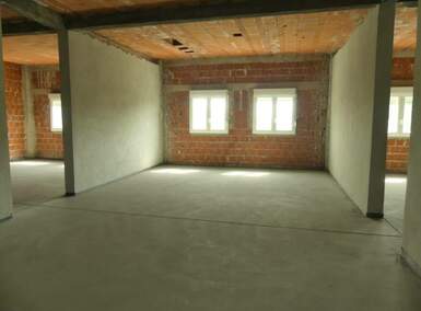 Poslovni prostor / Lokal, Jagodina - Međureč | Prodaja · 800m² · 120.000€
