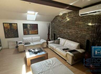 Troiposoban stan, Jagodina | Prodaja · 71m² · 100.000€