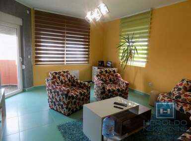 Poslovni prostor / Lokal, Paraćin | Prodaja · 360m² · 240.000€