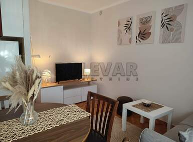 Jednosoban stan, Niš - Park Svetog Save | Izdavanje · 45m² · 300€