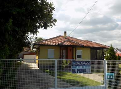 Kuća, Paraćin | Prodaja · 96m² · 110.000€