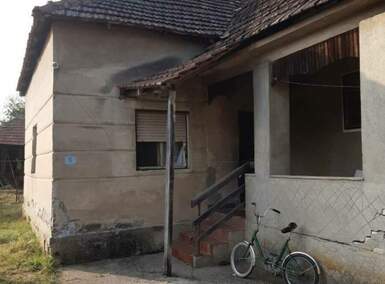 Kuća, Ćuprija - Mijatovac | Prodaja · 203m² · 45.000€