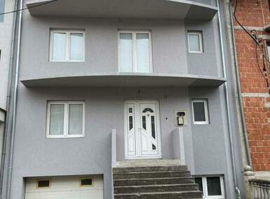 Kuća, Jagodina | Prodaja · 344m² · 150.000€