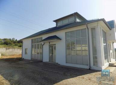 Poslovni prostor / Lokal, Paraćin | Izdavanje · 154m² · 900€