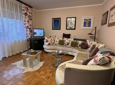 Kuća, Jagodina | Prodaja · 274m² · 160.000€