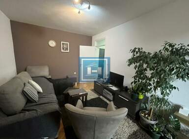 Trosoban stan, Jagodina | Prodaja · 66m² · 78.000€